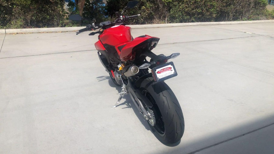 2026 Ducati STREETFIGHTER V2 S 896