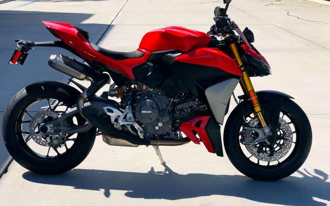 2026 Ducati STREETFIGHTER V2 S 896