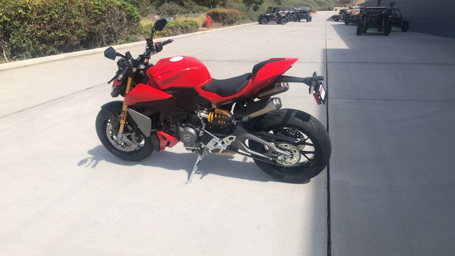 2026 Ducati STREETFIGHTER V2 S 896