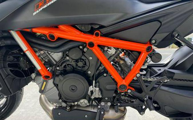 2024 KTM 1390 Super Duke R EVO