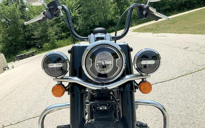 2020 Harley-Davidson® FLHCS - Heritage Classic 114