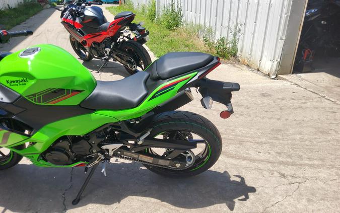 2024 Kawasaki Ninja® 500 Base