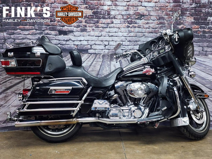 2006 Harley-Davidson® FLHTCUI - Ultra Classic® Electra Glide®