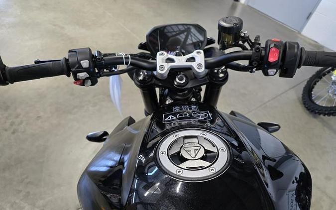 2025 Triumph STREET TRIPLE 765 RS.