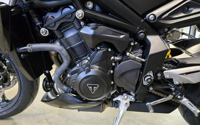 2025 Triumph STREET TRIPLE 765 RS.