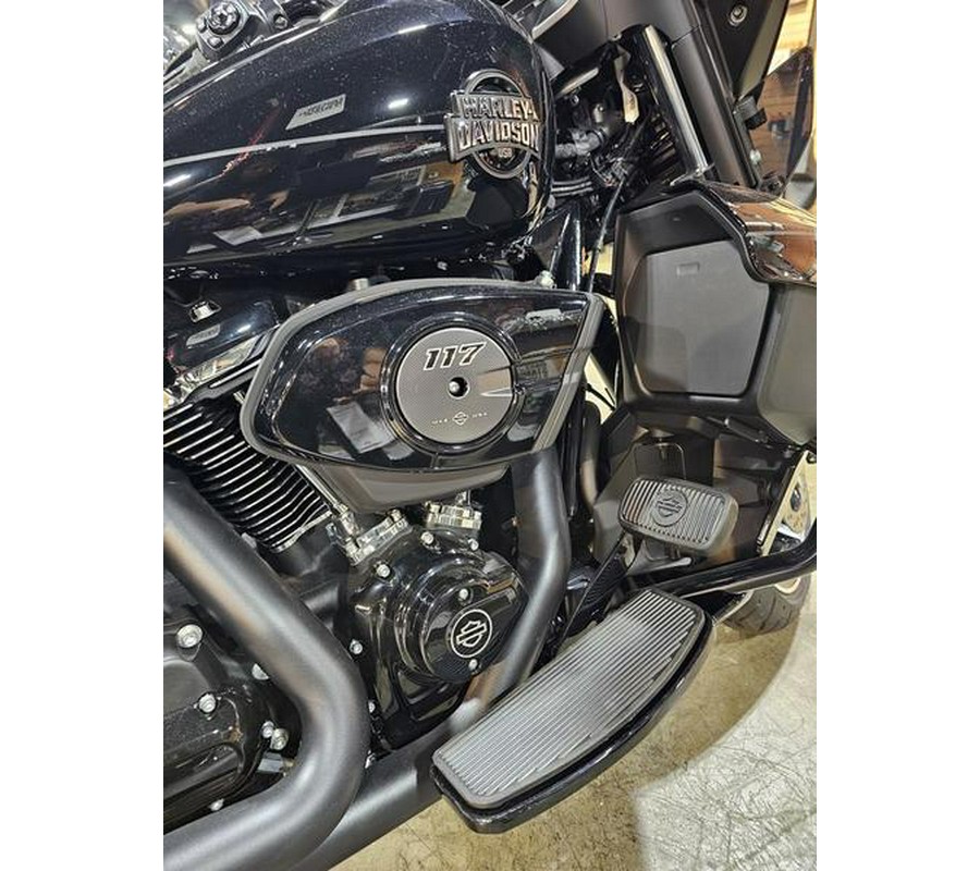 2025 Harley-Davidson® FLHXU - Street Glide® Ultra
