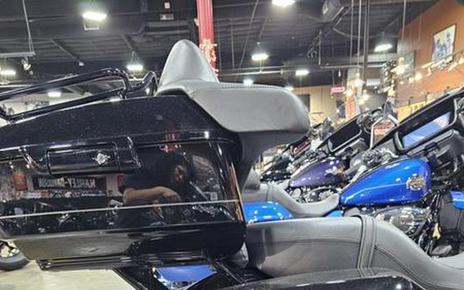 2025 Harley-Davidson® FLHXU - Street Glide® Ultra