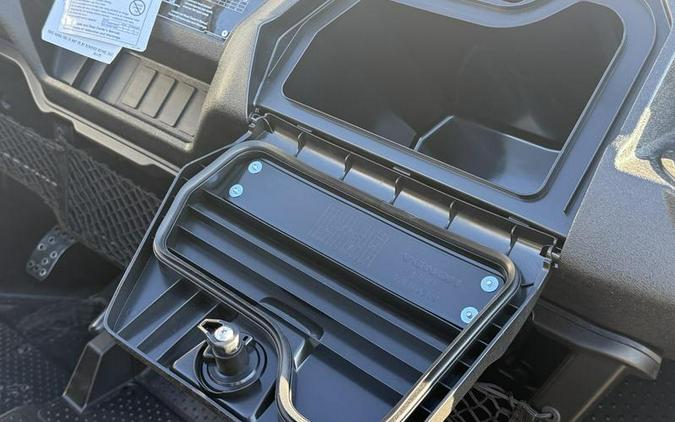 2025 Honda® Pioneer 1000 Deluxe