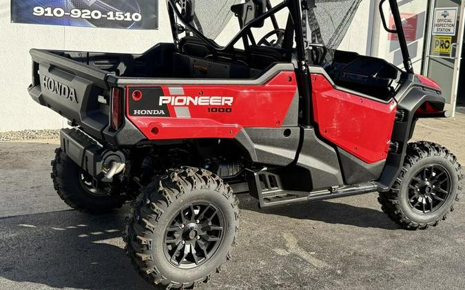2025 Honda® Pioneer 1000 Deluxe