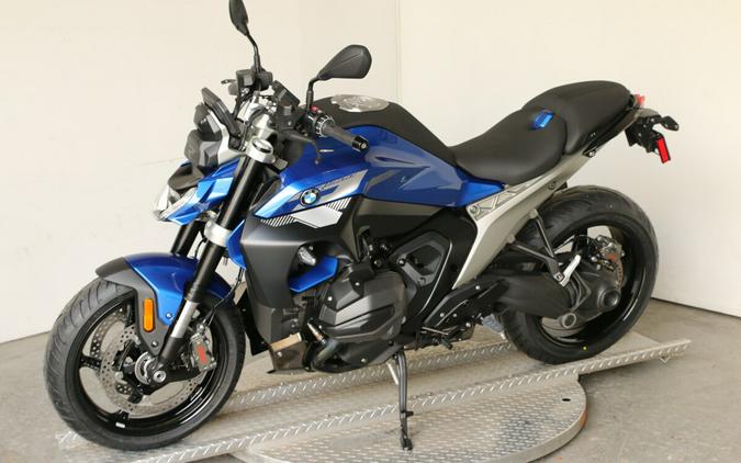2026 BMW R 1300 R