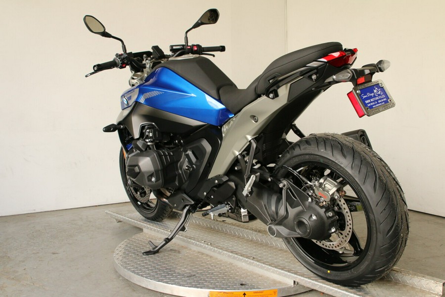 2026 BMW R 1300 R