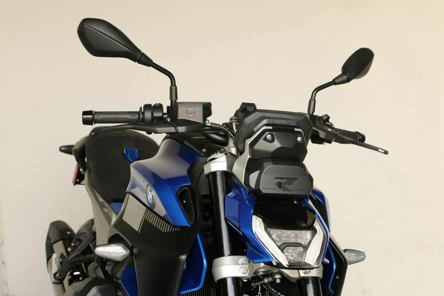2026 BMW R 1300 R