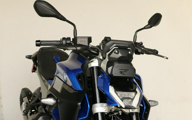 2026 BMW R 1300 R
