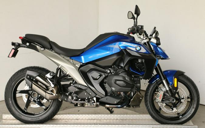 2026 BMW R 1300 R