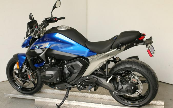 2026 BMW R 1300 R
