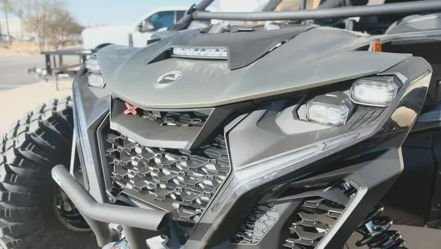 2026 CAN-AM MAVERICK R MAX X RC WITH SMARTSHOX 999T DCT