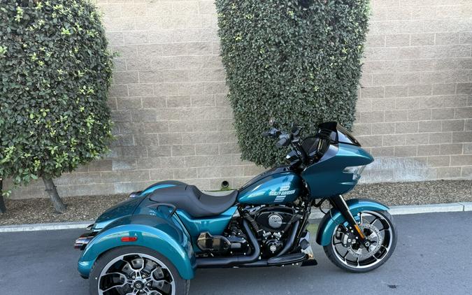 FLTRT 2026 Road Glide 3