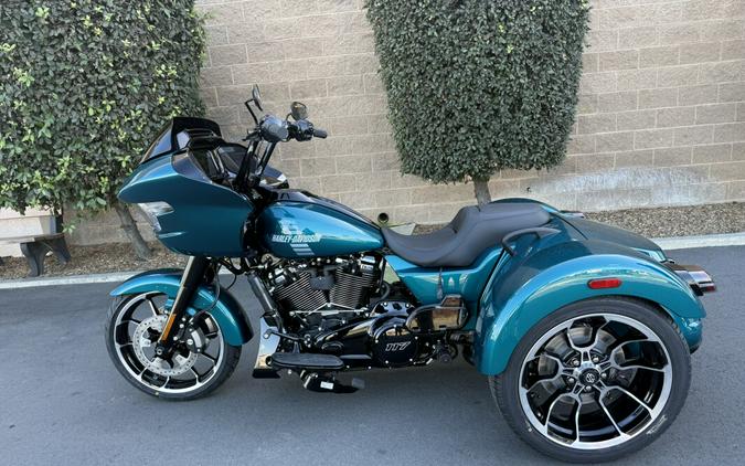 FLTRT 2026 Road Glide 3