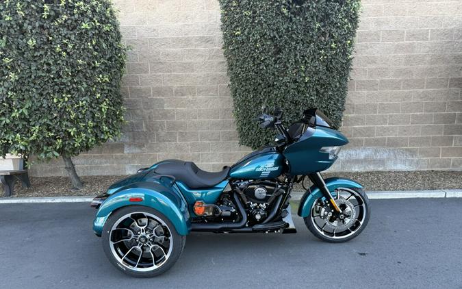 FLTRT 2026 Road Glide 3