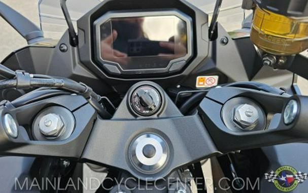2025 Kawasaki Ninja® 1100SX ABS