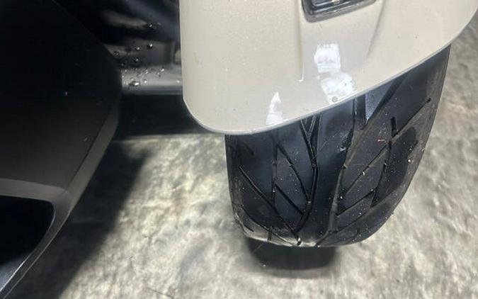 2020 Can-Am Spyder RT like new white