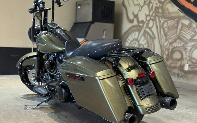 FLHRXS 2017 Road King® Special