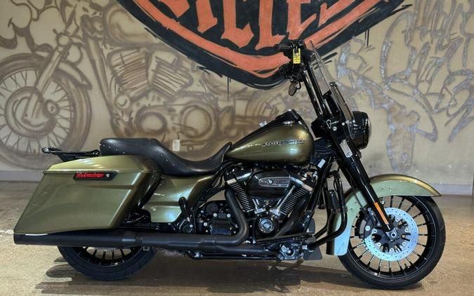 FLHRXS 2017 Road King® Special