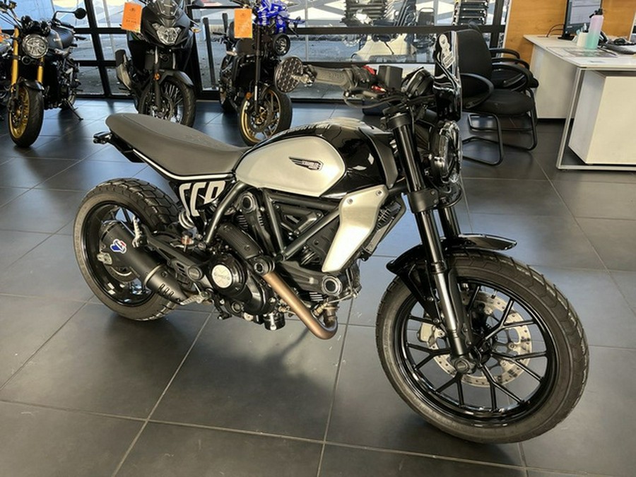 2024 Ducati Scrambler Icon (2G) Black