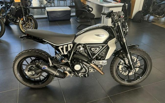 2024 Ducati Scrambler Icon (2G) Black
