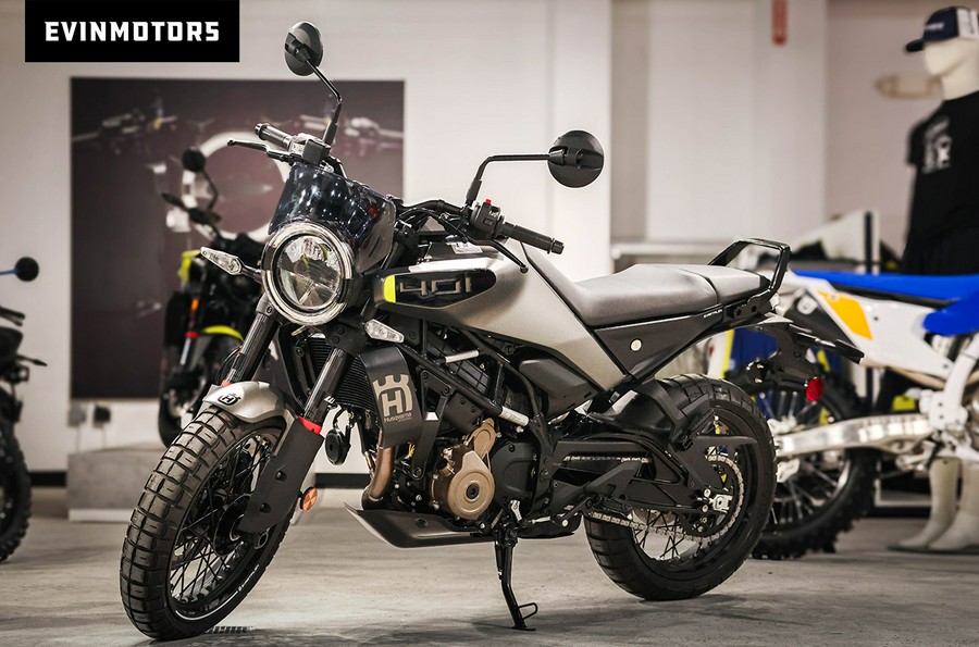 2024 Husqvarna Motorcycles SVARTPILEN 401