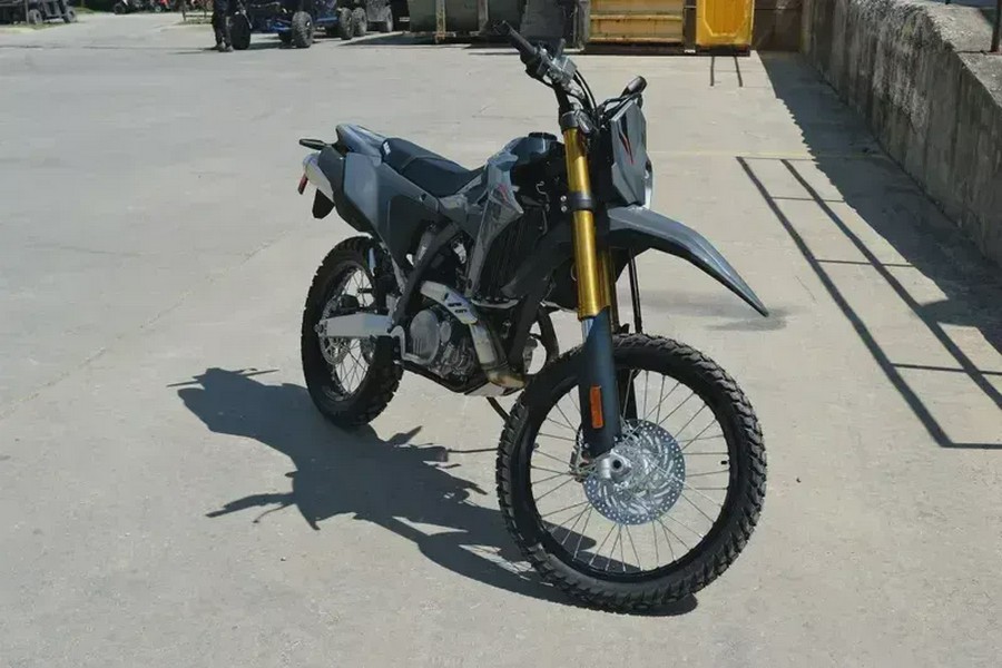 2026 SUZUKI DRZ4S