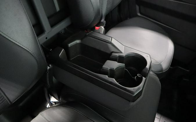 2025 Can-Am® Defender MAX Lone Star Cab HD10