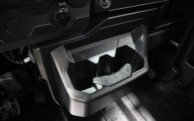 2025 Can-Am® Defender MAX Lone Star Cab HD10