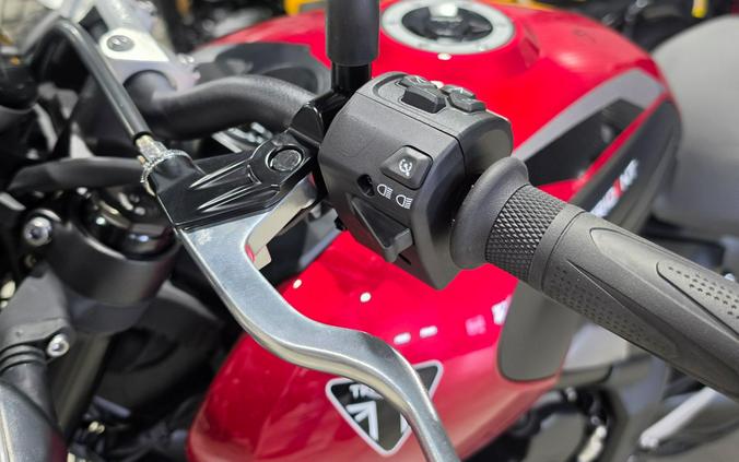 2026 Triumph Trident 800