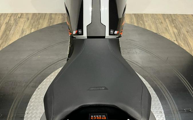 2023 KTM 790 Duke