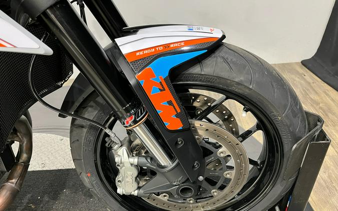 2023 KTM 790 Duke