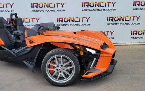 2023 Polaris Industries SLINGSHOT R MANUAL