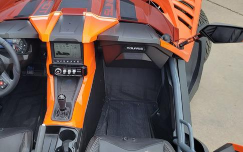 2023 Polaris Industries SLINGSHOT R MANUAL