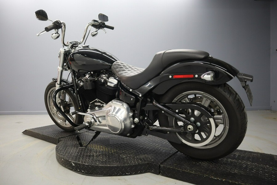 2022 Harley-Davidson Softail Standard