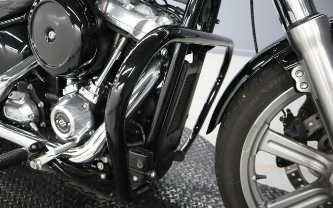 2022 Harley-Davidson Softail Standard