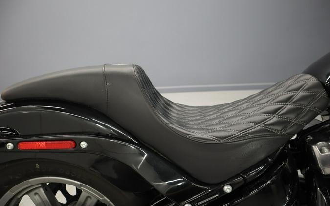 2022 Harley-Davidson Softail Standard