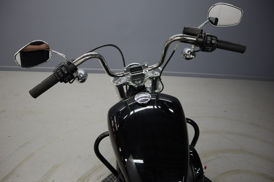 2022 Harley-Davidson Softail Standard