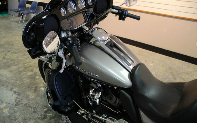 2017 Harley-Davidson FLHTKL - Ultra Limited Low