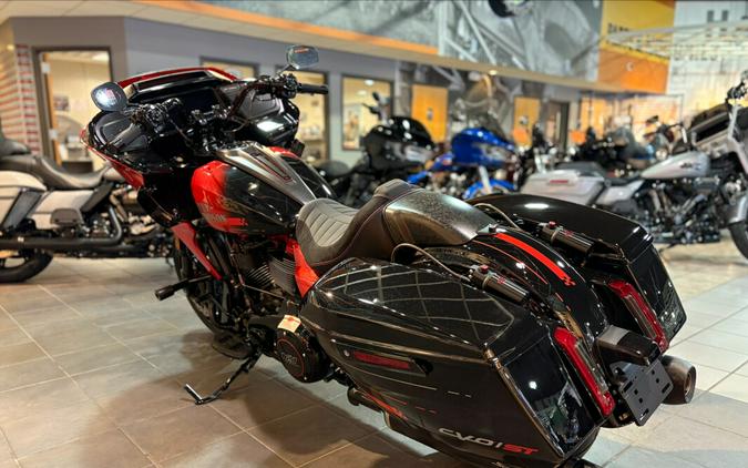 2026 Harley-Davidson® CVO Road Glide ST Citrus Heat Re-Entry