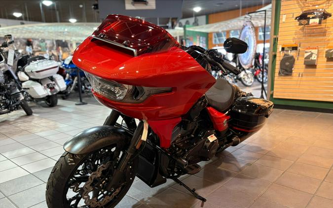 2026 Harley-Davidson® CVO Road Glide ST Citrus Heat Re-Entry