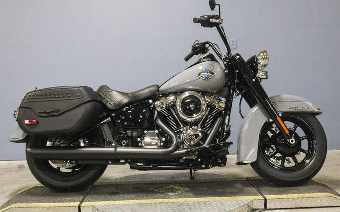 2026 Harley-Davidson® FLHC - Heritage Classic