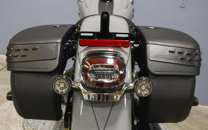 2026 Harley-Davidson® FLHC - Heritage Classic