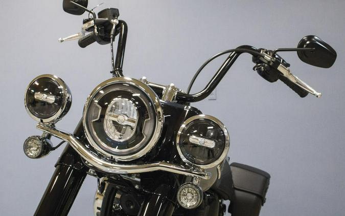2026 Harley-Davidson® FLHC - Heritage Classic