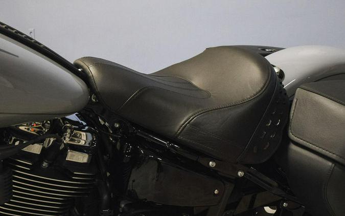 2026 Harley-Davidson® FLHC - Heritage Classic