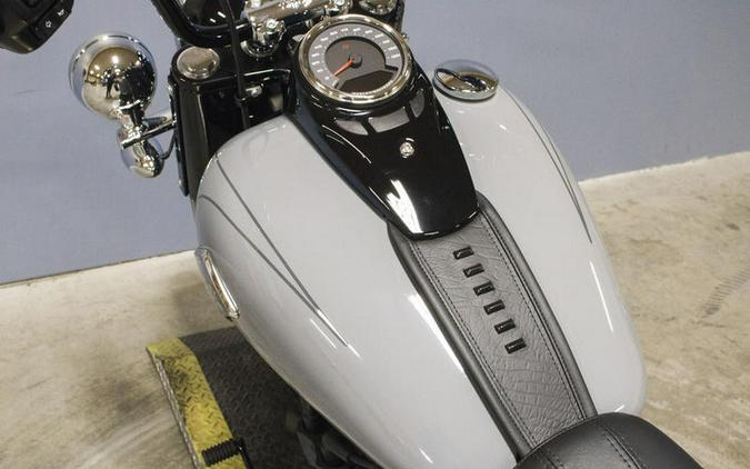 2026 Harley-Davidson® FLHC - Heritage Classic